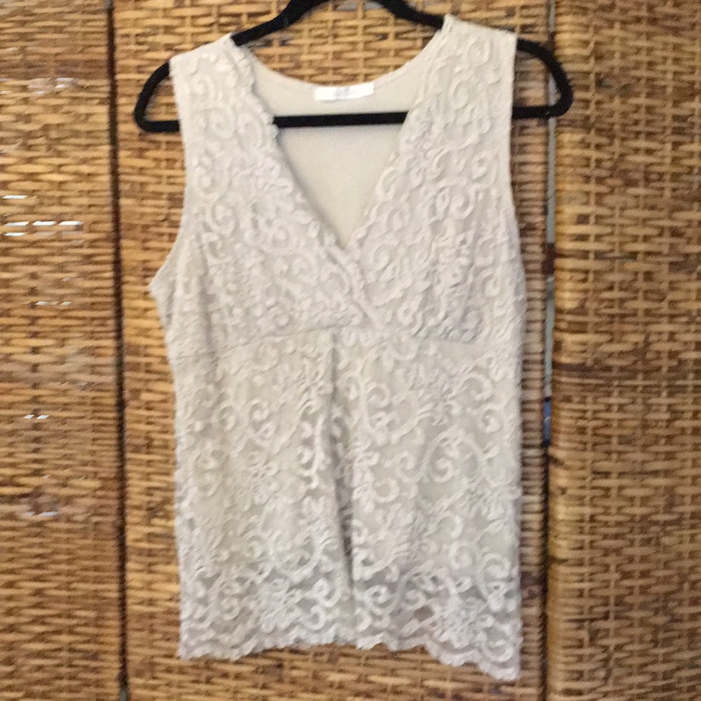 Currently not available: EAG Collection sleeveless v-neck top